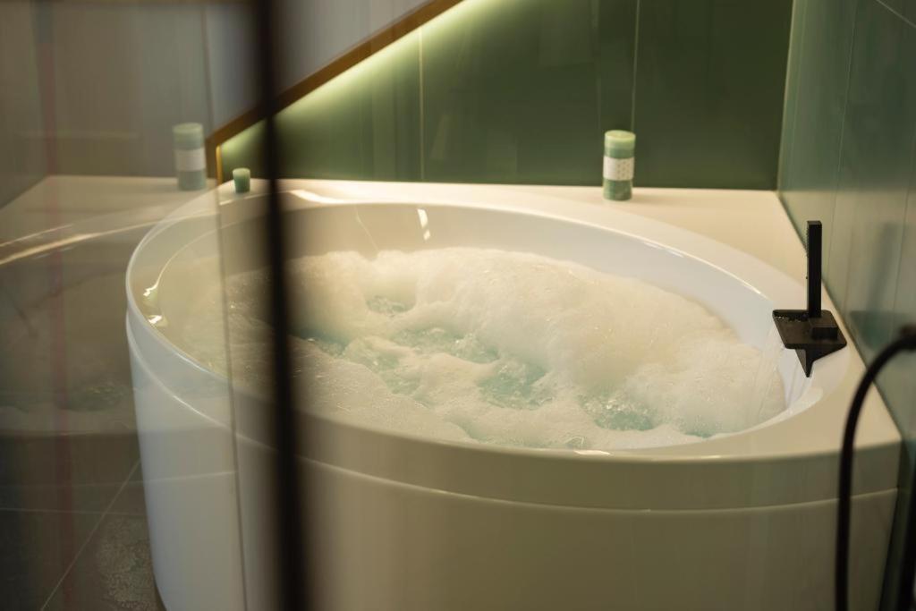 ガエータ Bali Aqua&Charme Bed & Breakfast エクステリア 写真
